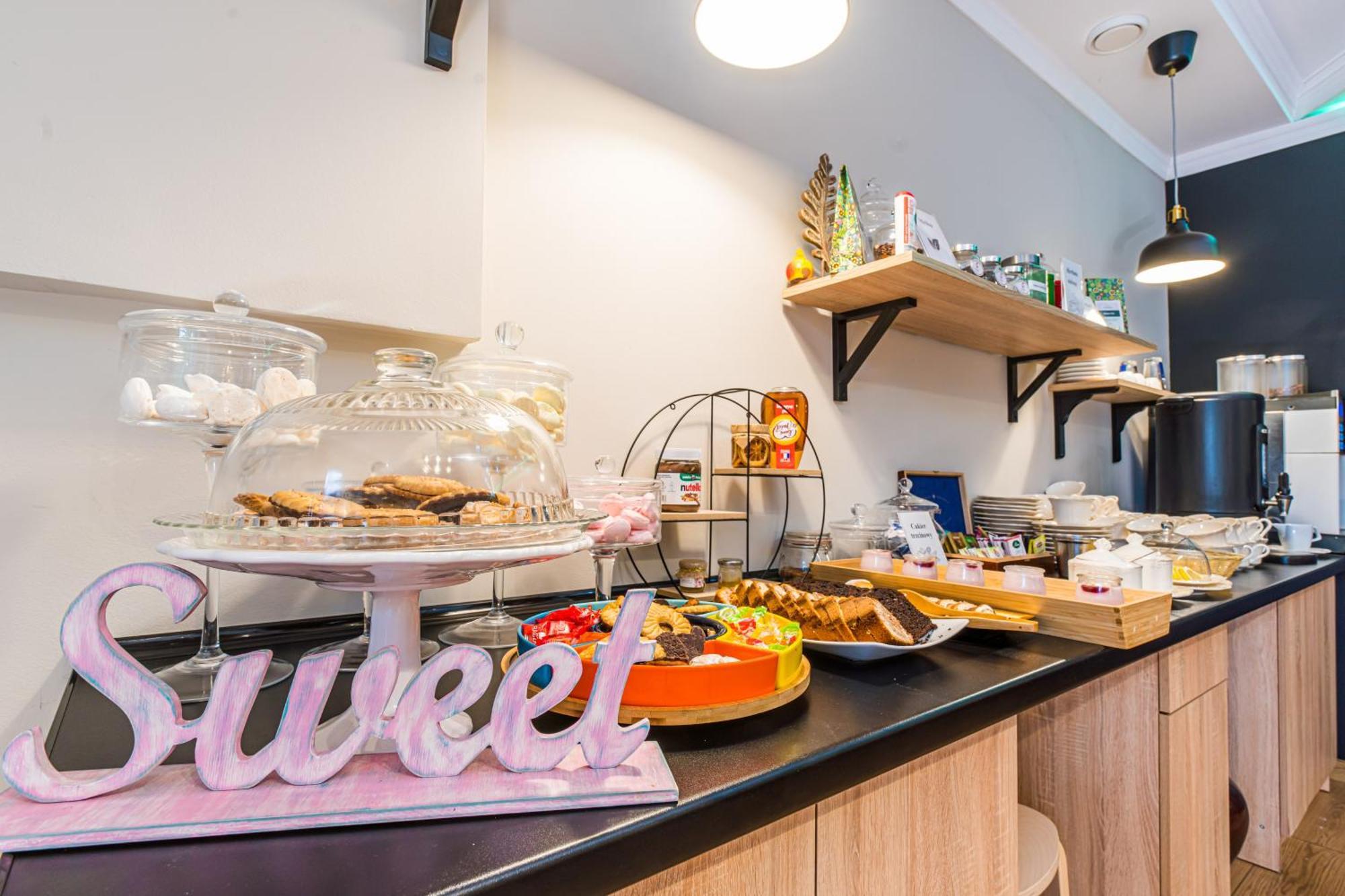 Glamour - Restaurant & Spa Przeźmierowo Eksteriør billede