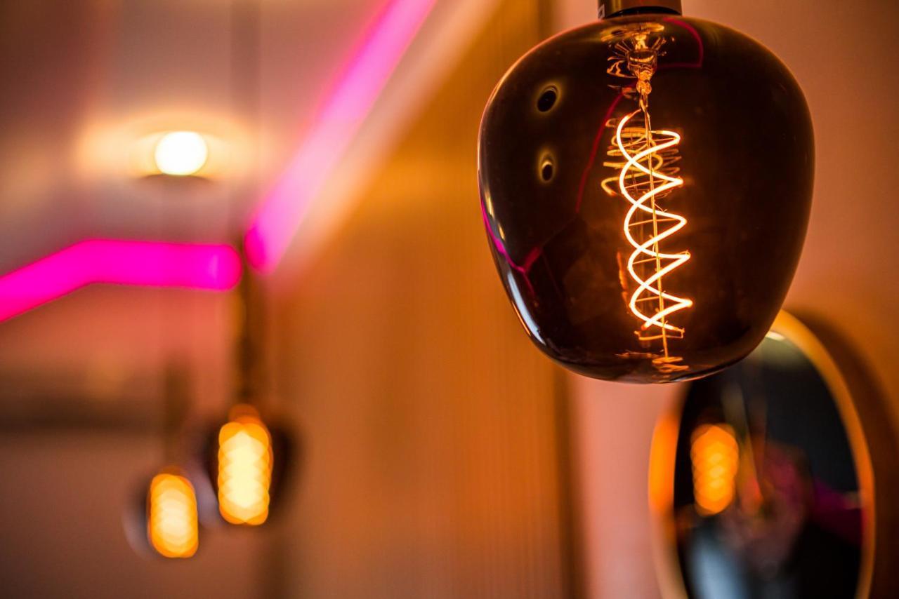 Glamour - Restaurant & Spa Przeźmierowo Eksteriør billede