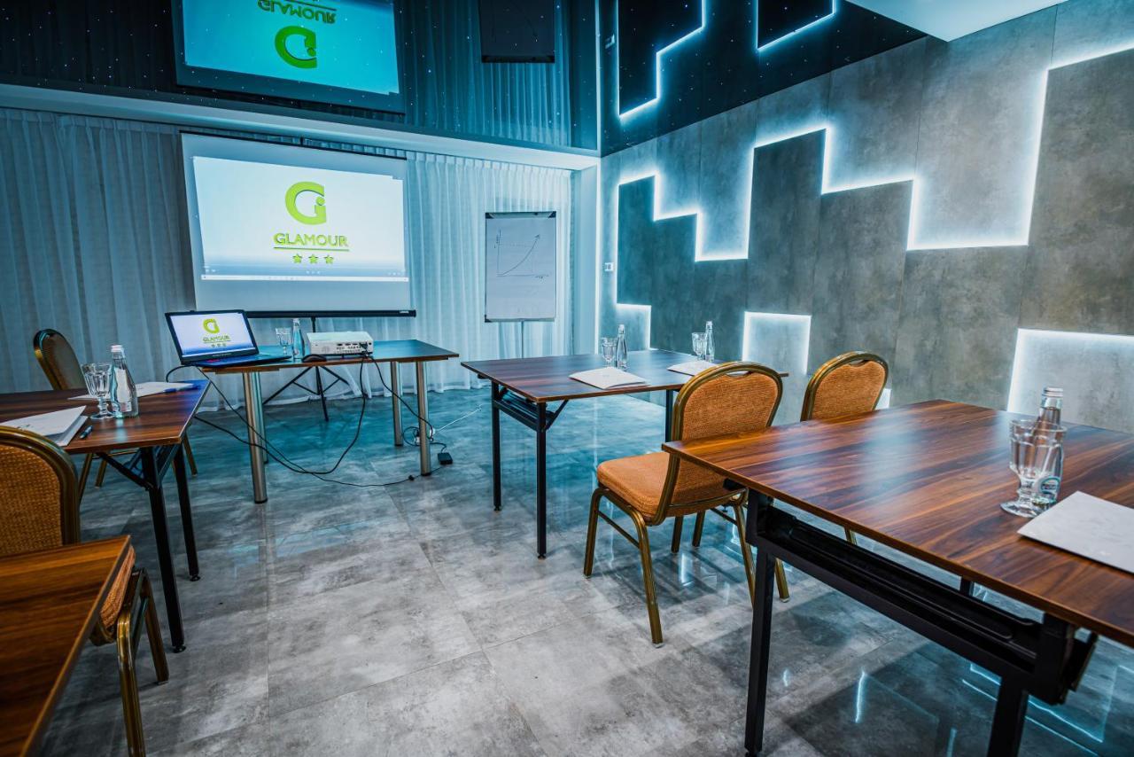 Glamour - Restaurant & Spa Przeźmierowo Eksteriør billede