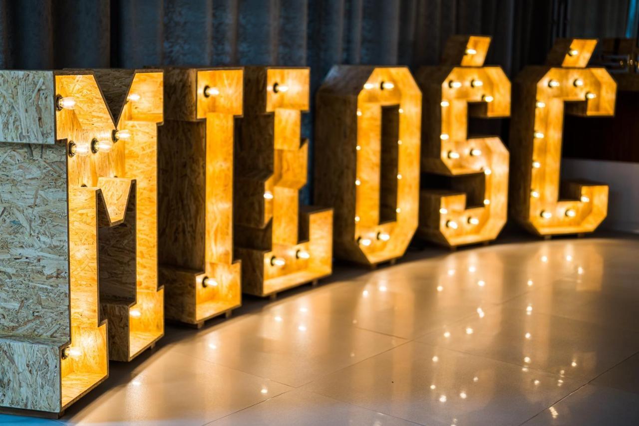Glamour - Restaurant & Spa Przeźmierowo Eksteriør billede