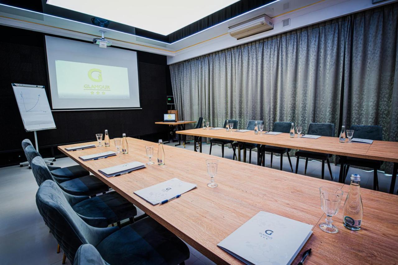 Glamour - Restaurant & Spa Przeźmierowo Eksteriør billede